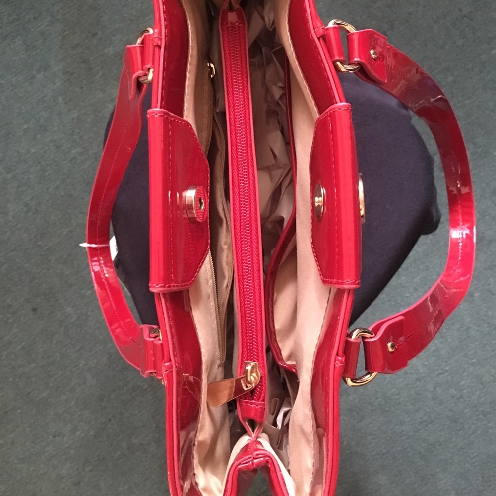 Handbag - Picture 2 of 3